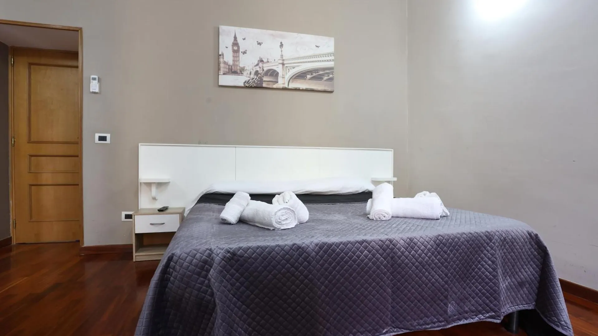 B&B House Bamba Luxury Napoli 0*,  Italia