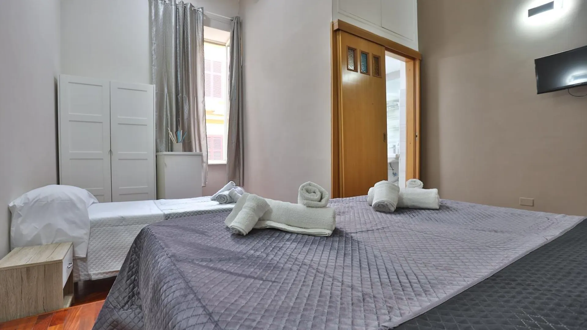 B&B House Bamba Luxury Napoli 0*,